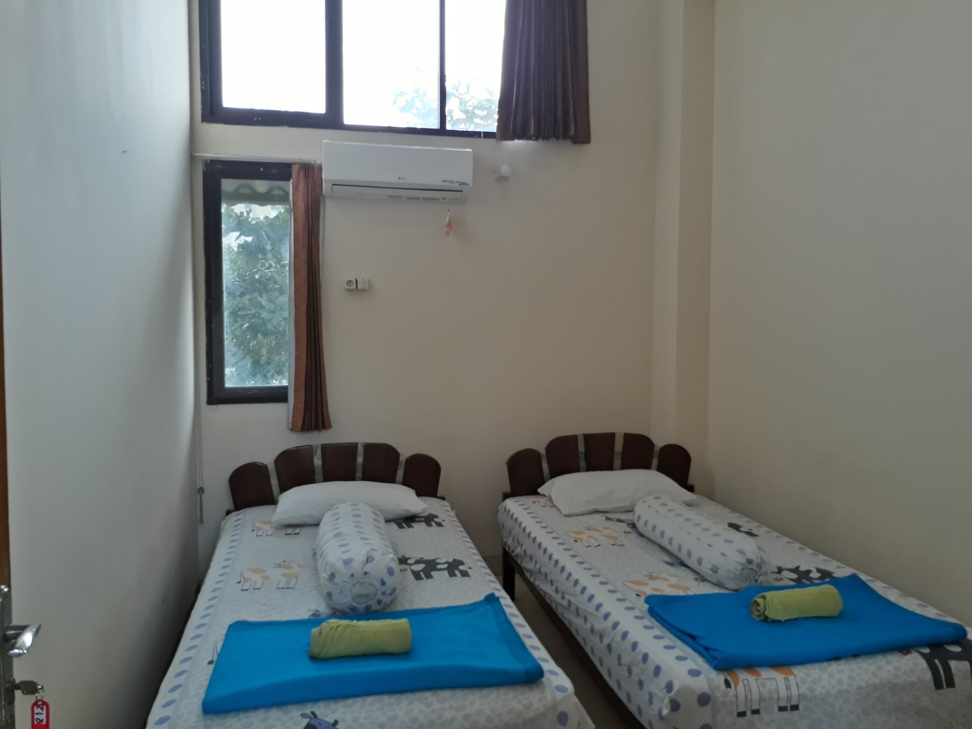 Imam Bonjol Hostel 세마랑 외부 사진